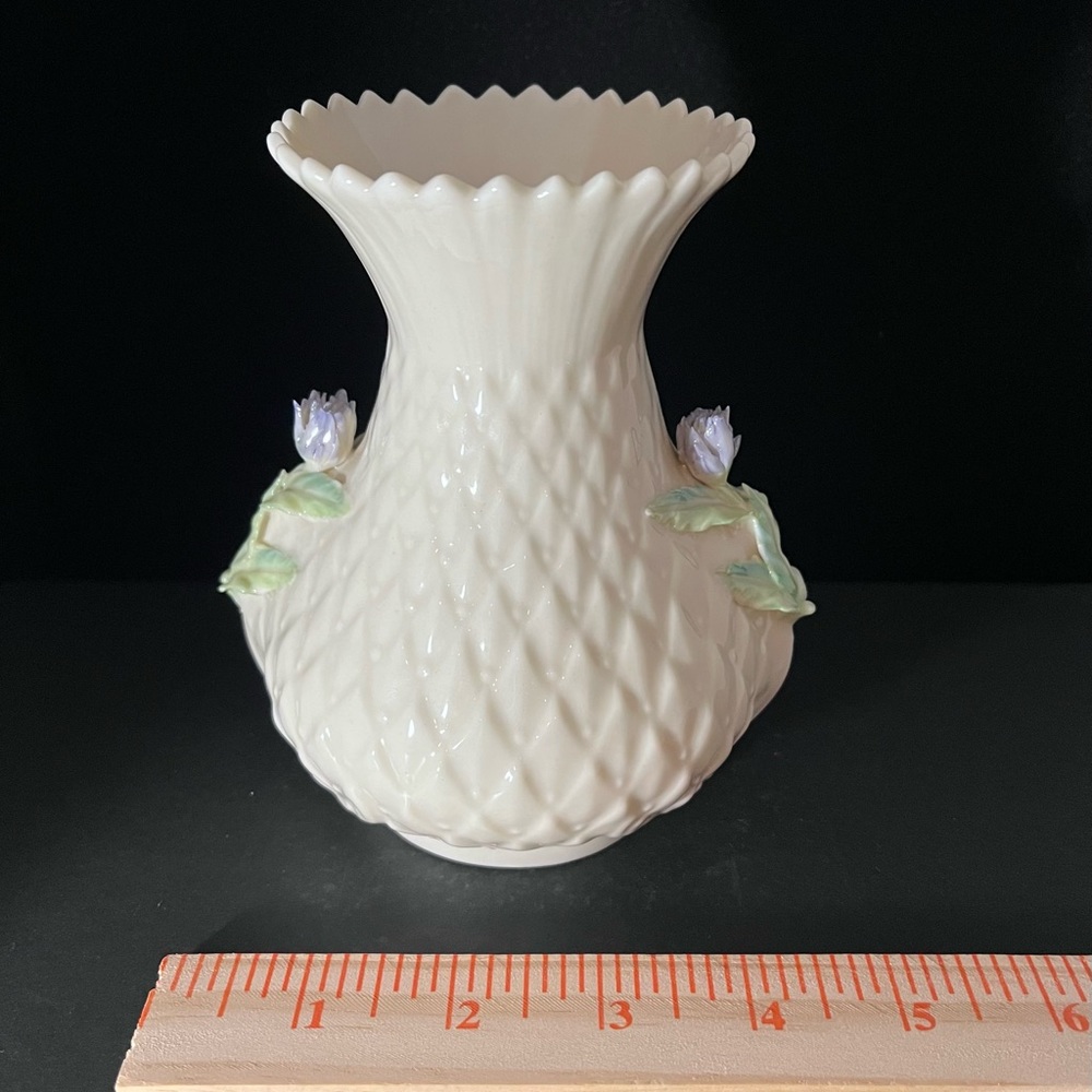 Vintage Ireland 7th Mark 80’s Belleek Blue‎ Floral Thistle Top Vase 5” H